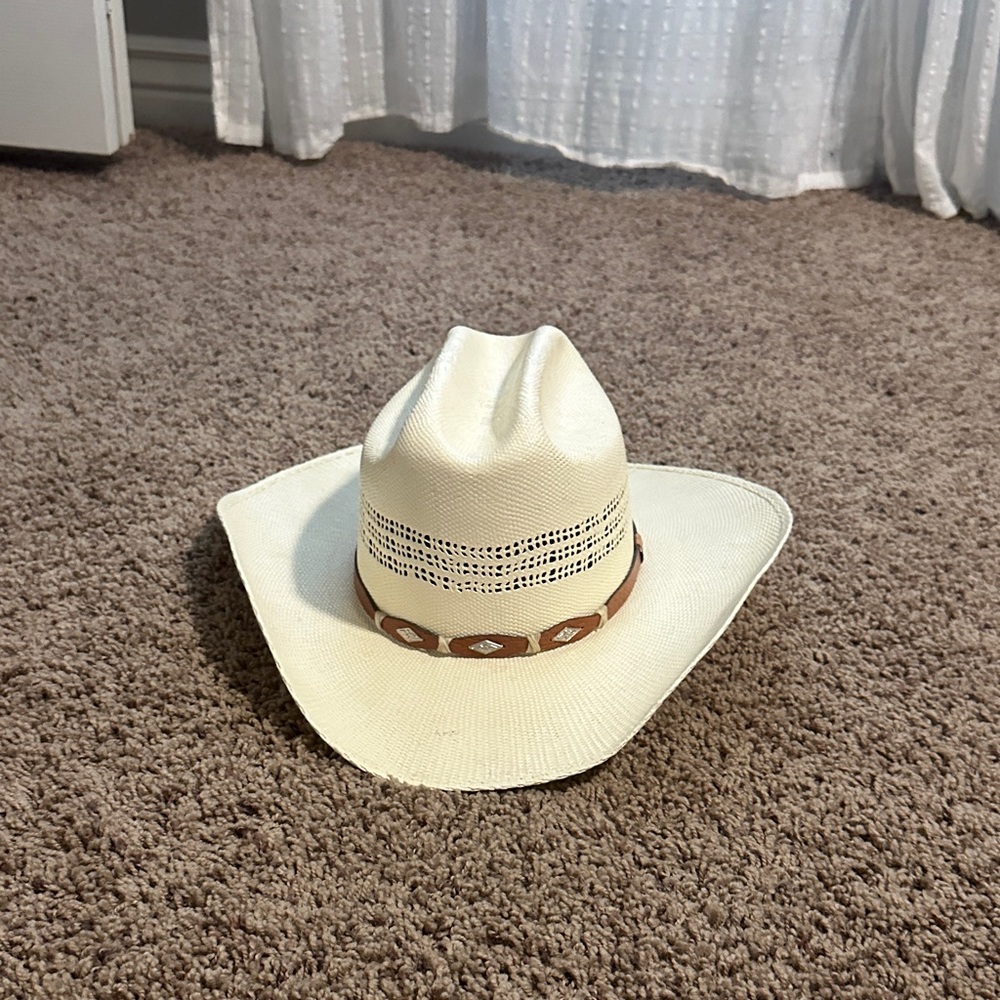Stylish Cream Cowboy Hat with Brown Band